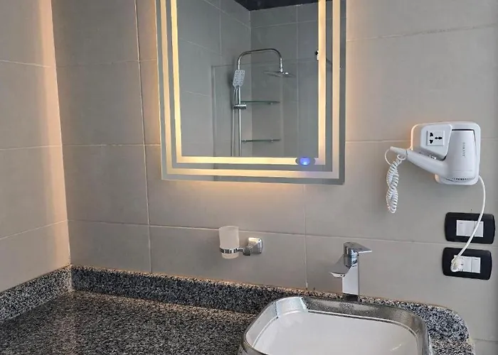 Apartment Chic 4 *